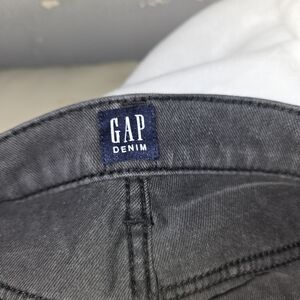 GAP Men's Charcoal Denim Jeans